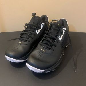 Under Armour Basketball Shoes
